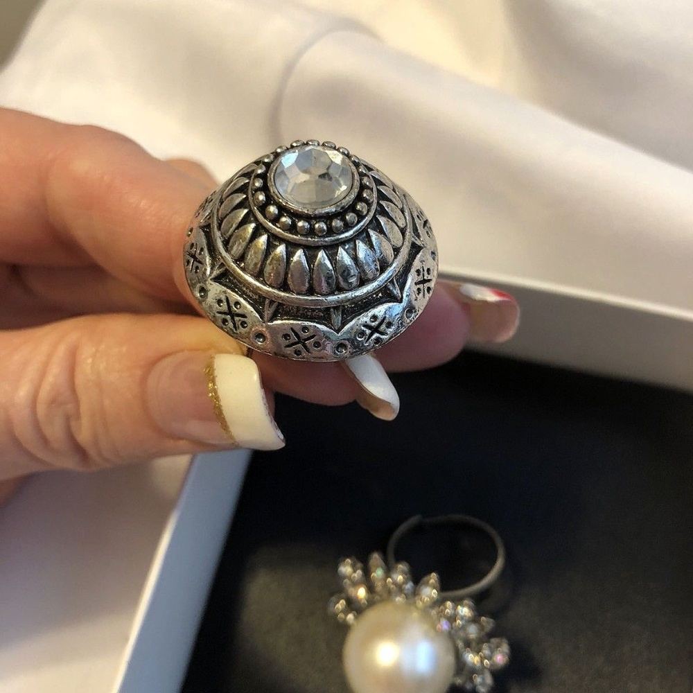 Silver Tone Oversized Adjustable Rings Set 2 Bund… - image 2